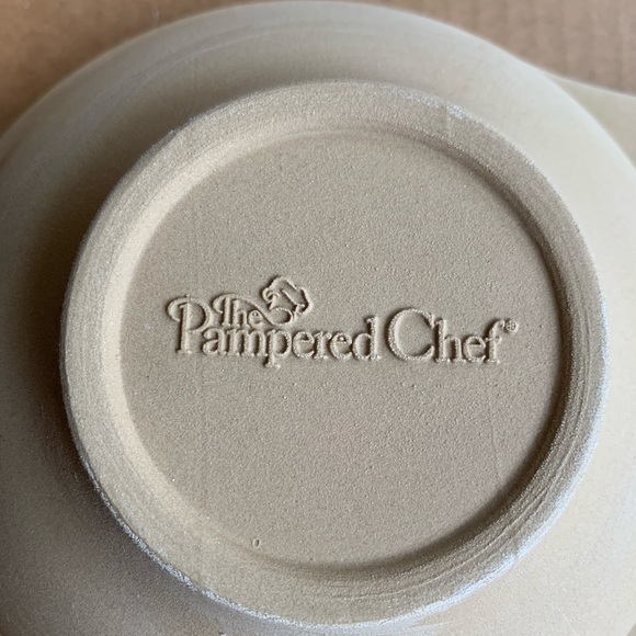 ⭐️Pampered Chef Microwave stone Egg Cooker - Picture 5 of 6